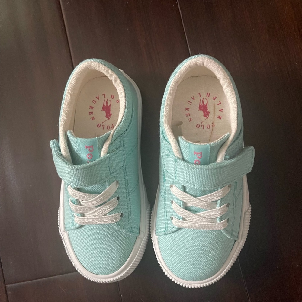 Polo sneakers
